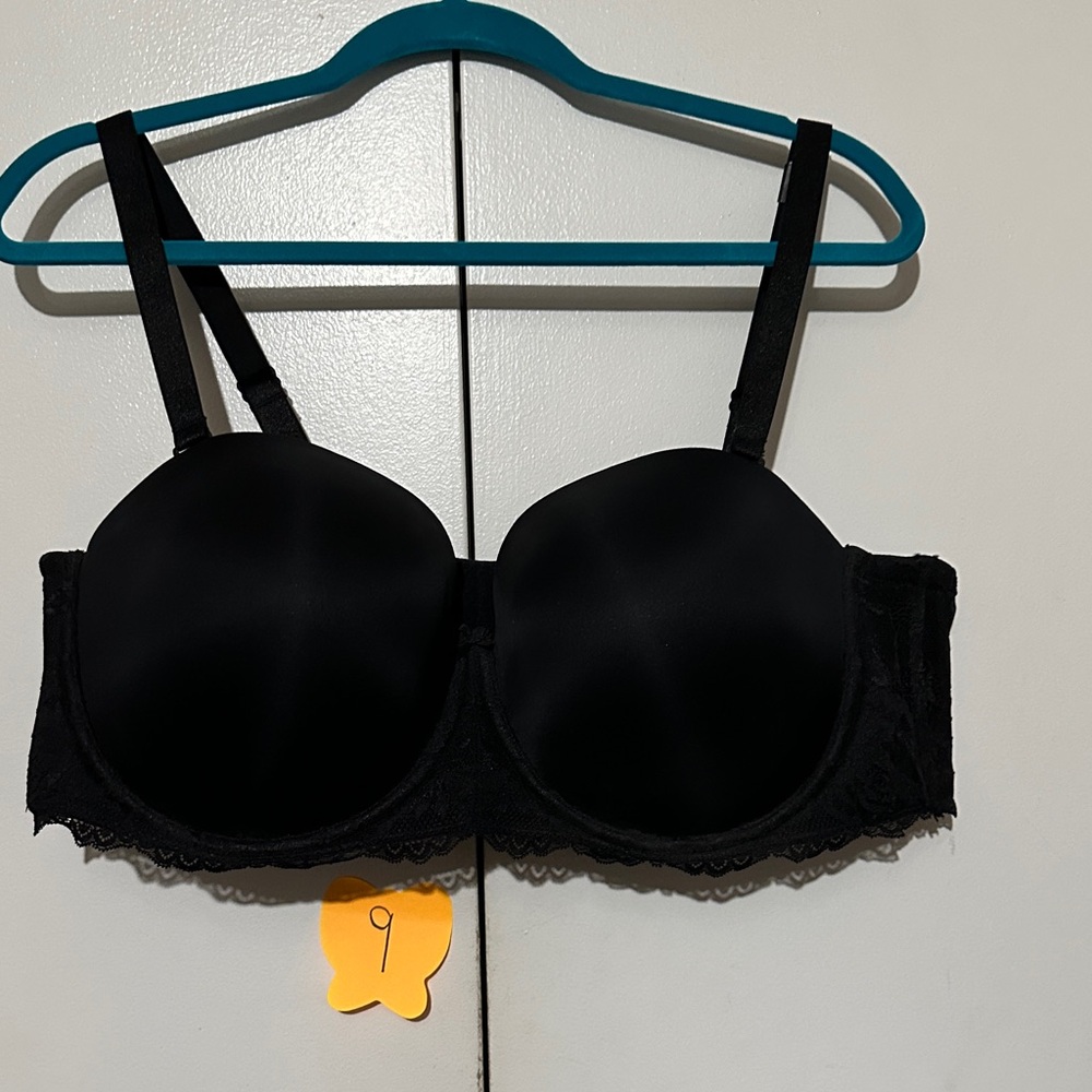 Elegant Black Lace Underwire Bra